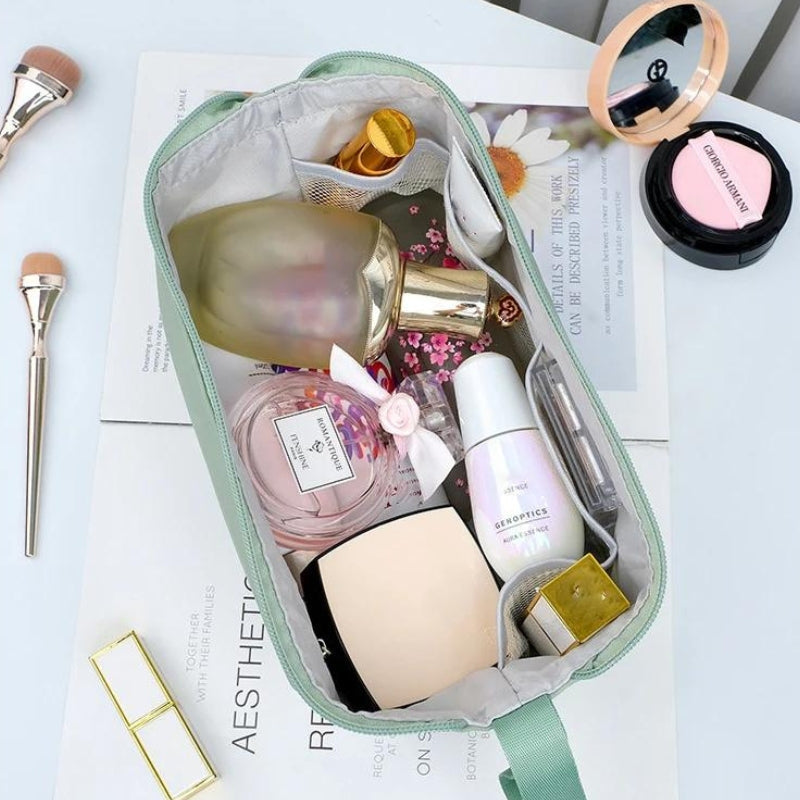 trousse de maquillage moderne pour les femmes