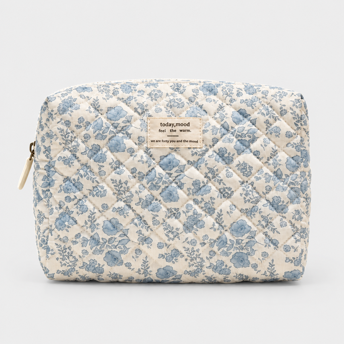 FLORISSE – Trousse de toilette fleurie matelassée – Ivoire à fleurs bleues