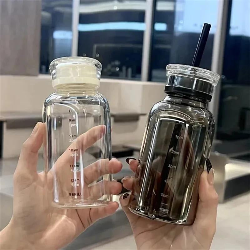 Bouteille D'eau en Verre avec Paille - vue 6