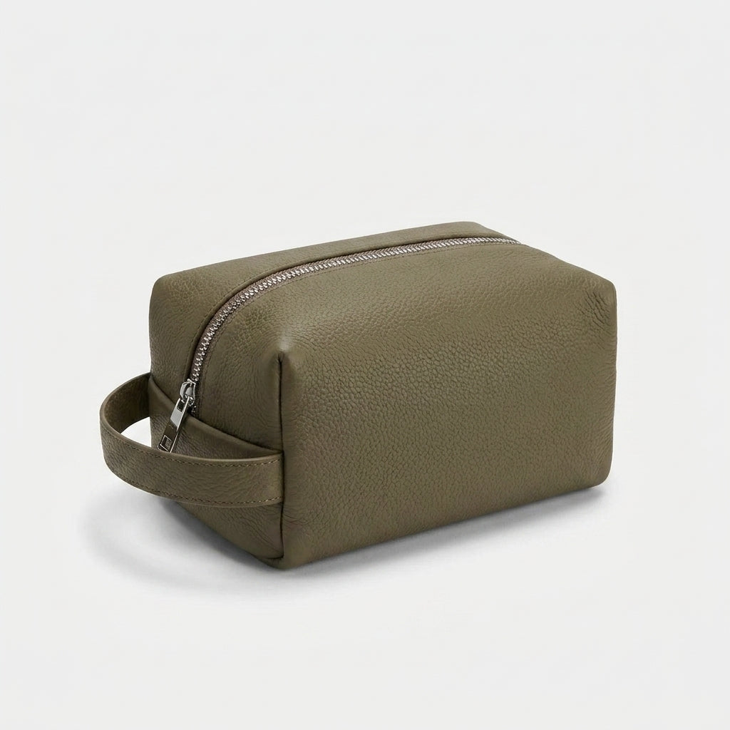 CASSANDRA - Trousse de Toilette Femme en Cuir Vachette Personnalisable