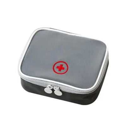 trousse médicament pour voyage