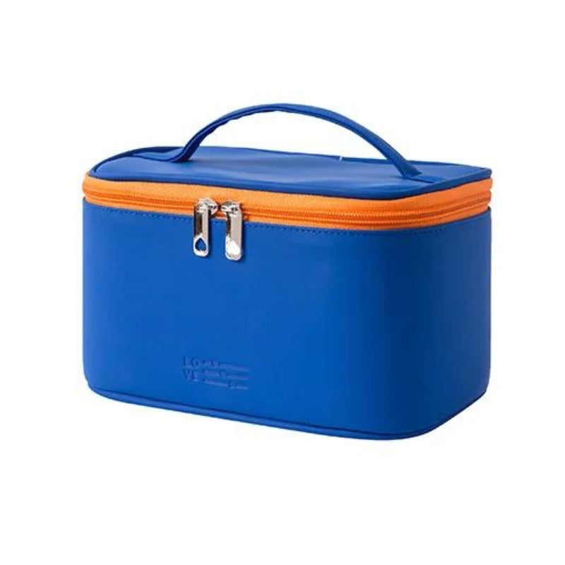 trousse de toilette et maquillage