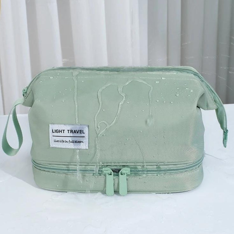 trousse de toilette design pour femmes contemporaines