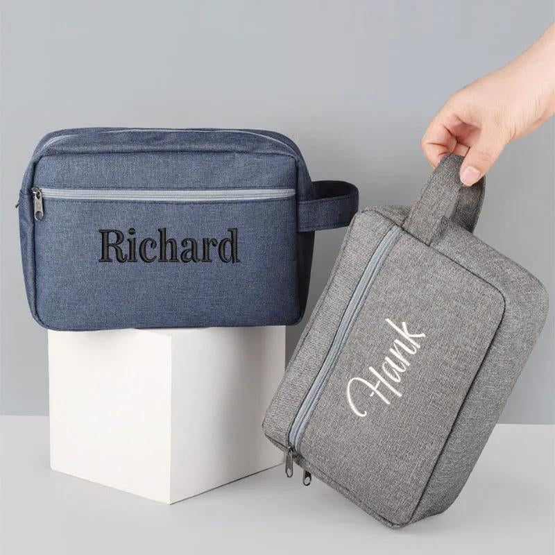 trousse de voyage avec inscription au prénom