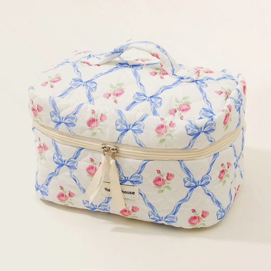 ROMELIA – Vanity souple matelassé fleurs et nœuds : vue complémentaire